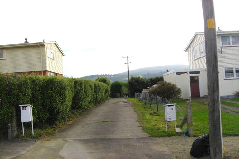 Photo of property in 16 Barton Street, Brockville, Dunedin, 9011