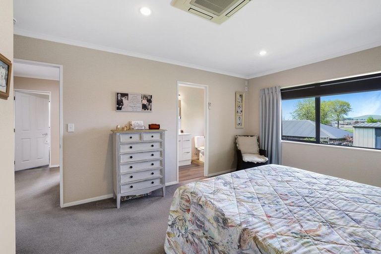 Photo of property in 229 Raeburne Street, Te Awamutu, 3800