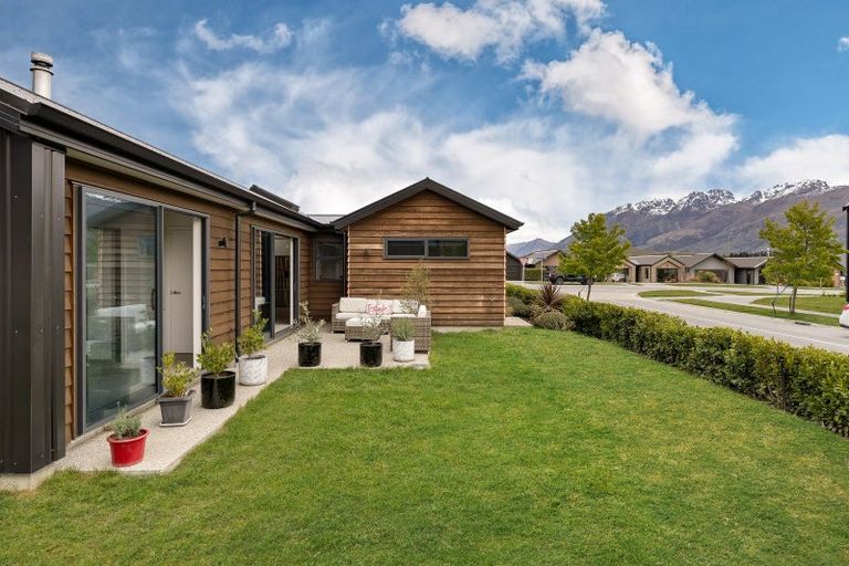Photo of property in 66 Jack Hanley Drive, Jacks Point, Queenstown, 9371