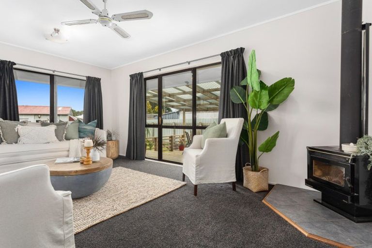 Photo of property in 74 College Road, Edgecumbe, 3120