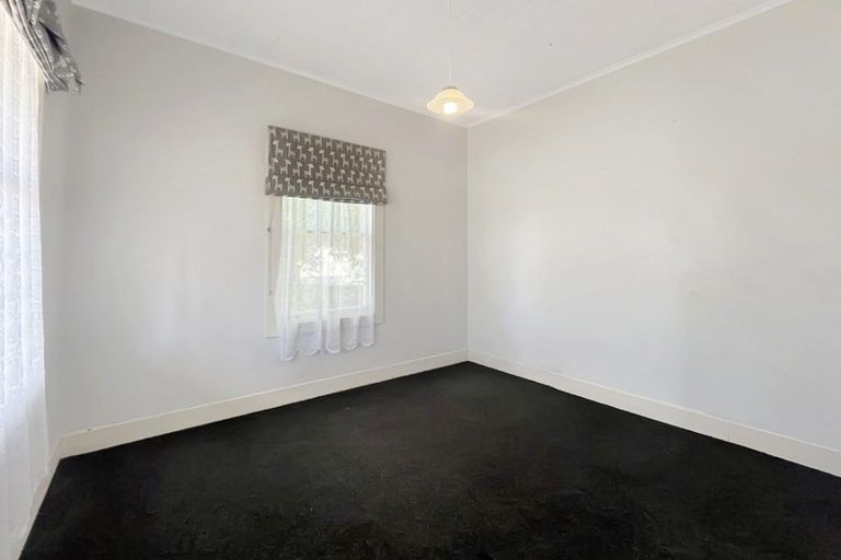 Photo of property in 92a Milson Line, Milson, Palmerston North, 4414