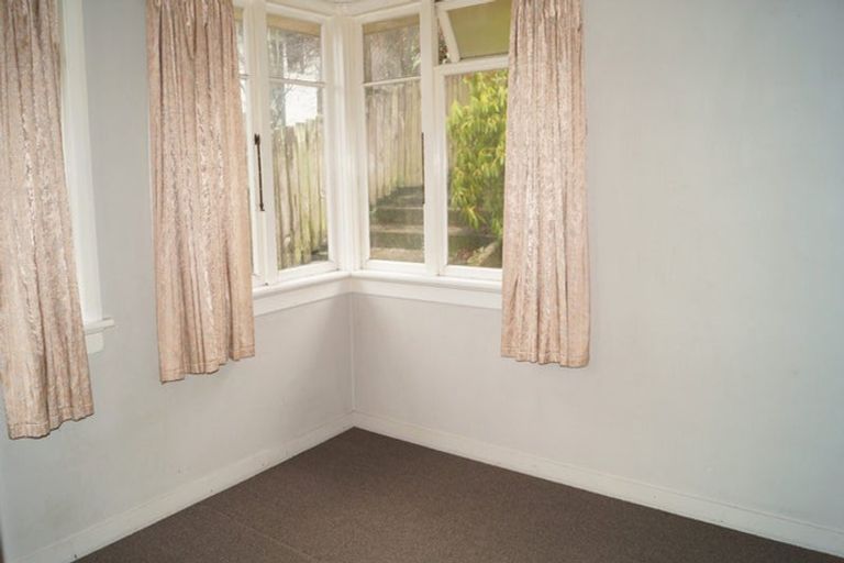 Photo of property in 70 Hocken Street, Kenmure, Dunedin, 9011