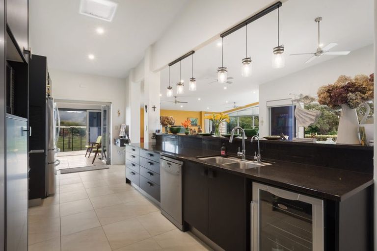 Photo of property in 147 Koutunui Road, Athenree, Katikati, 3177