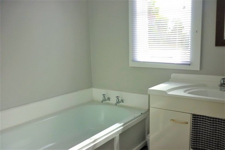 Photo of property in 154 Logan Street, Dargaville, 0310