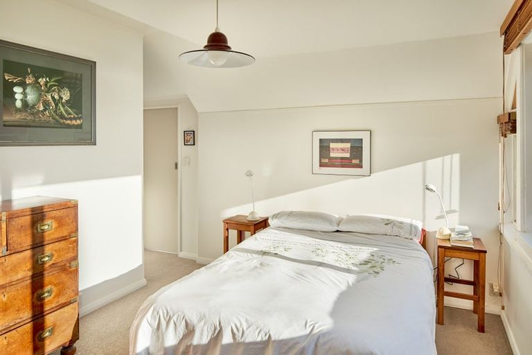 Photo of property in 41 Kotari Road, Days Bay, Lower Hutt, 5013