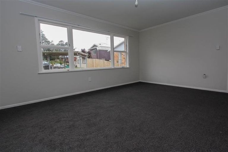 Photo of property in 1 Scotland Place, Hillcrest, Hamilton, 3216