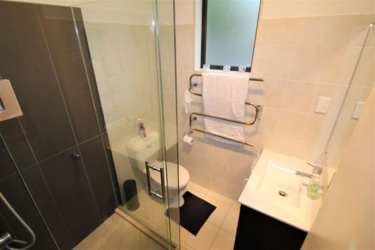 Photo of property in 23 Westglen Place, Ranui, Auckland, 0612