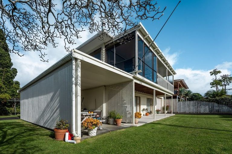 Photo of property in 74 Laurence Street, Manly, Whangaparaoa, 0930