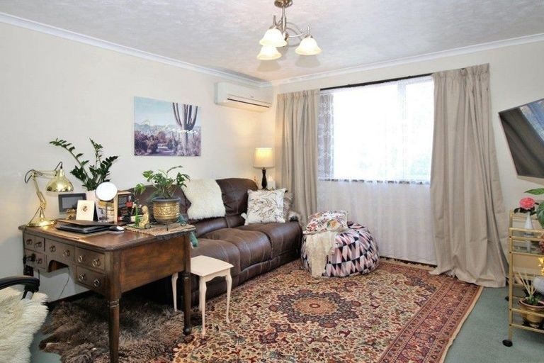 Photo of property in 1a Kennedy Road, Fairfield, Dunedin, 9018