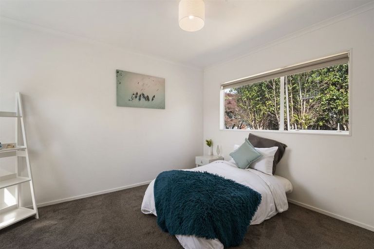 Photo of property in 116a Forrest Hill Road, Forrest Hill, Auckland, 0620