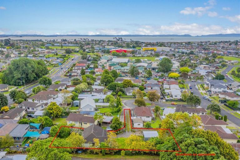 Photo of property in 6 Rako Place, Manurewa, Auckland, 2102