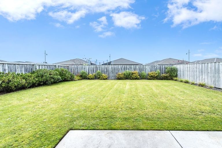 Photo of property in 27 Pakohe Street, Pegasus, 7612