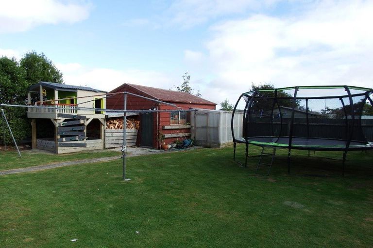 Photo of property in 61 Mitchell Street, Richmond, Invercargill, 9810