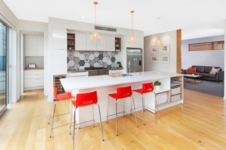 Photo of property in 143 Mays Road, St Albans, Christchurch, 8052