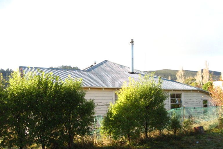 Photo of property in 2 Hill Street, Waitati, 9085