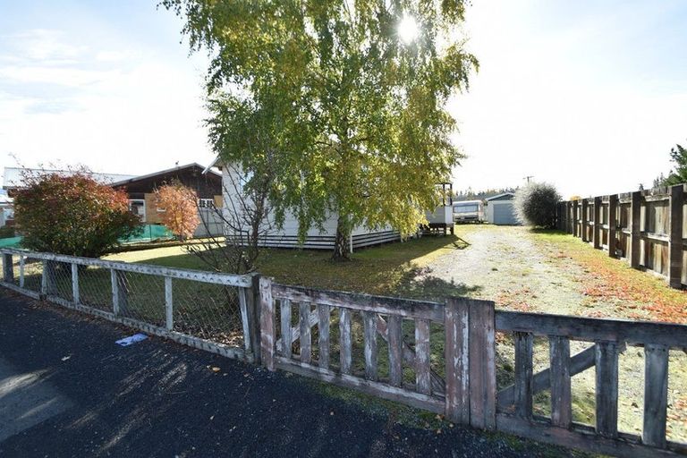 Photo of property in 30 Godley Street, Twizel, 7901