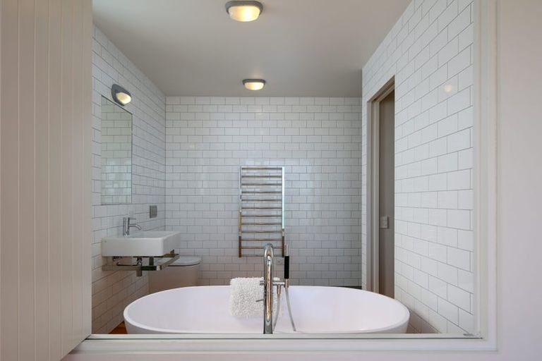 Photo of property in 30 Victoria Road, Stepneyville, Nelson, 7010