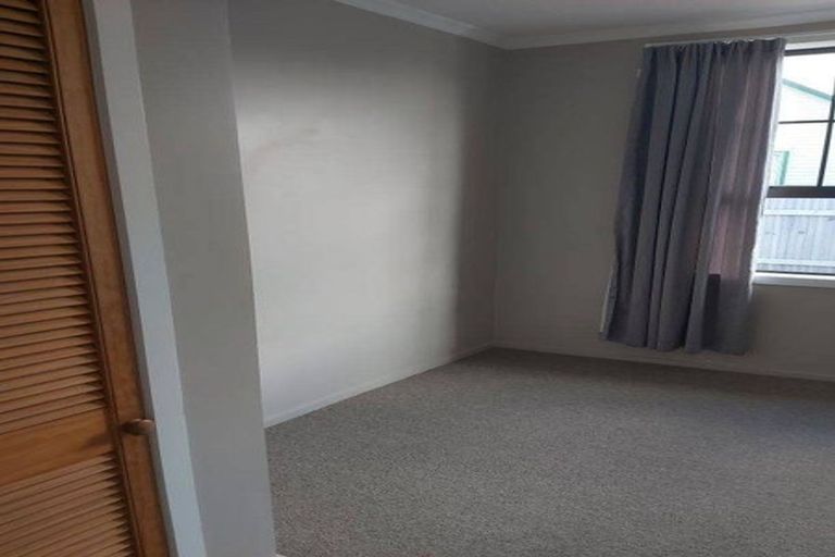 Photo of property in 129 Peel Street, Westport, 7825