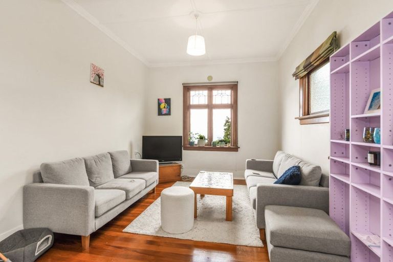 Photo of property in 49 Earls Road, Saint Clair, Dunedin, 9012