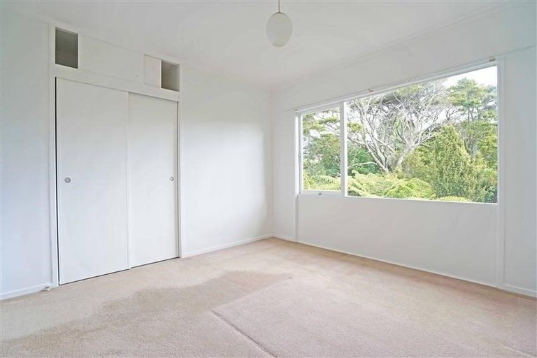 Photo of property in 8 Nicholson Place, Hillcrest, Auckland, 0627