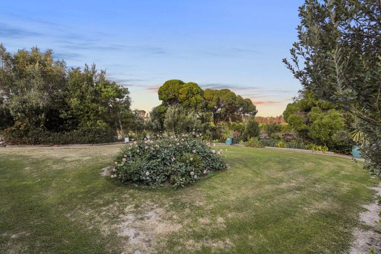 Photo of property in 686 Dillons Point Road, Dillons Point, Blenheim, 7273