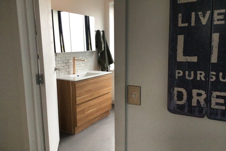 Photo of property in 21 Kaka Road, Saint Leonards, Dunedin, 9022