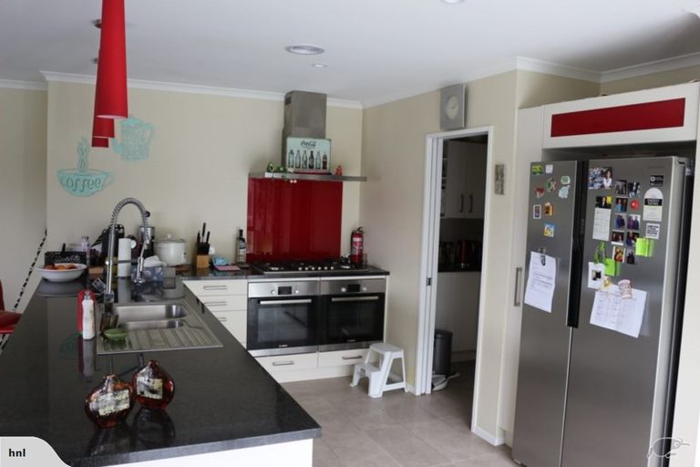 Photo of property in 10 Bickerton Rise, Churton Park, Wellington, 6037