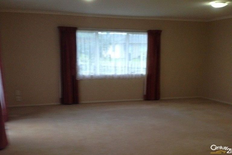 Photo of property in 53 Robin Brooke Drive, Flat Bush, Auckland, 2019