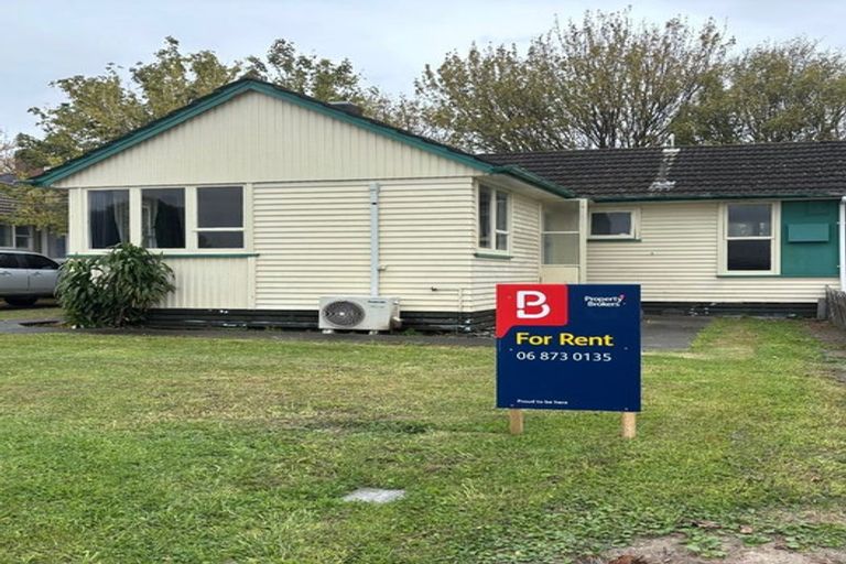 Photo of property in 713-715 Kiwi Street, Camberley, Hastings, 4120