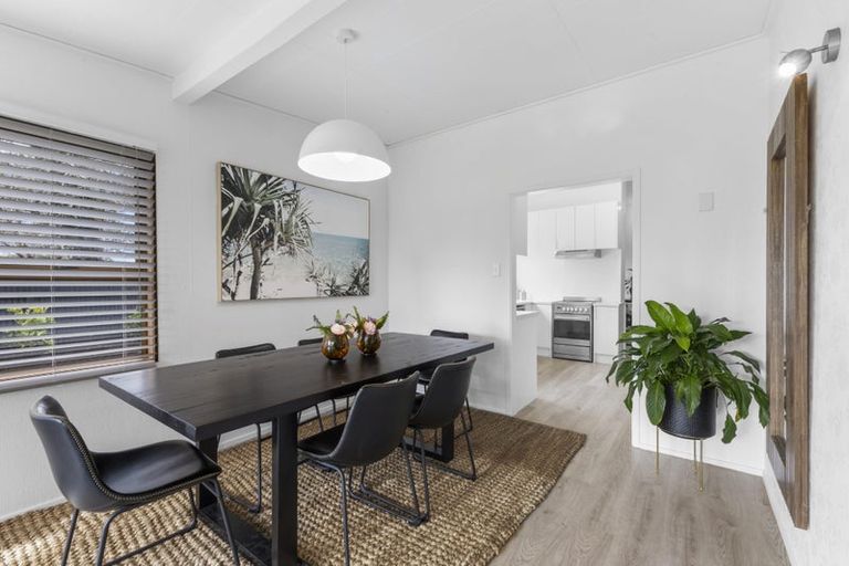 Photo of property in 3/2a Julian Place, Westown, New Plymouth, 4310