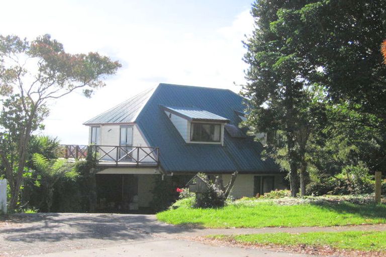 Photo of property in 40 Derrimore Heights, Clover Park, Auckland, 2019