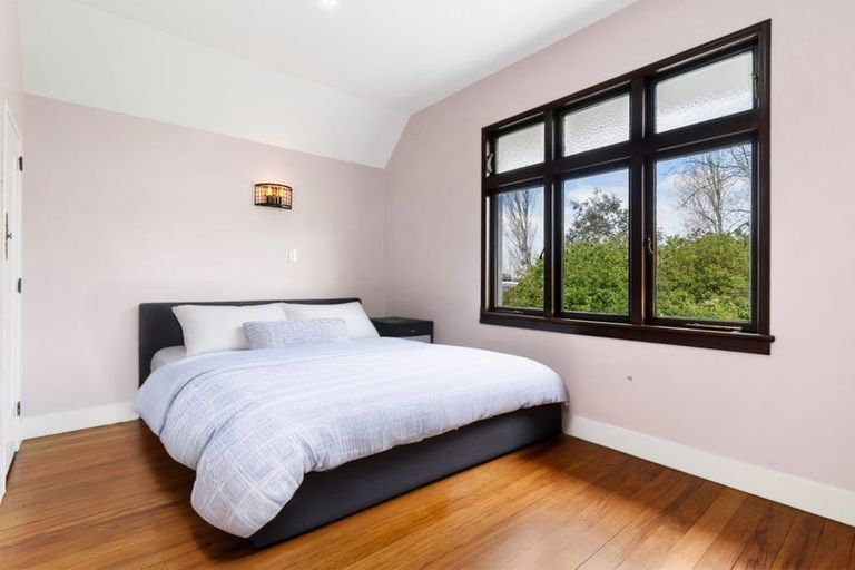 Photo of property in 6 Peverill Crescent, Papatoetoe, Auckland, 2025