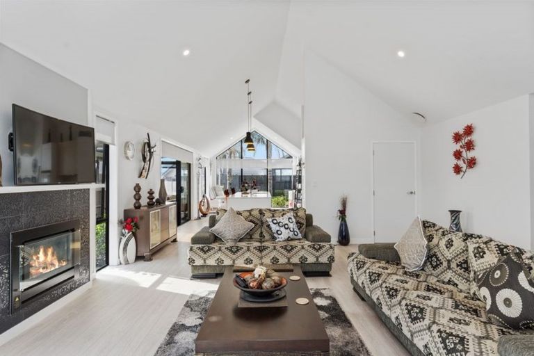 Photo of property in 6 Celmisia Retreat, Papamoa Beach, Papamoa, 3118