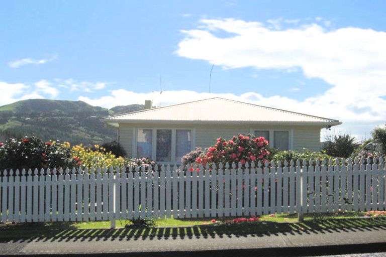 Photo of property in 11 Butler Place, Te Kamo, Whangarei, 0112