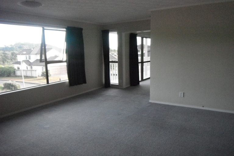 Photo of property in 21 Spyglass Lane, Whitby, Porirua, 5024
