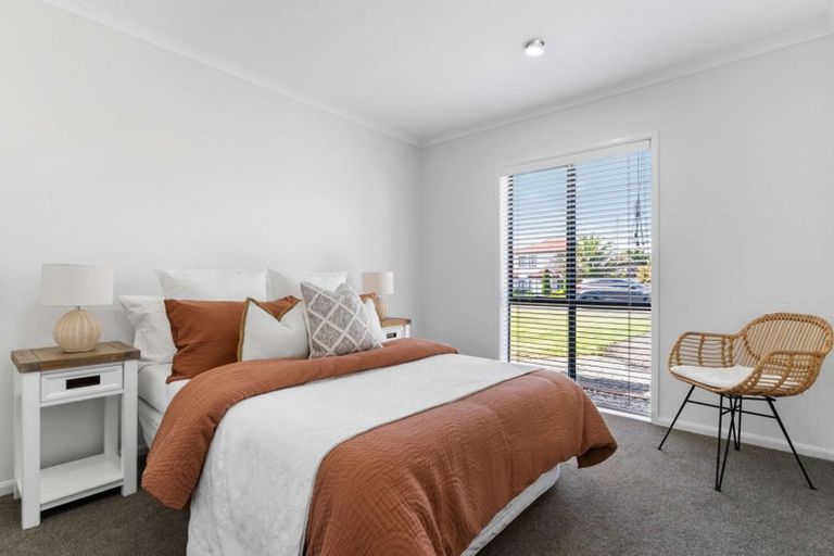 Photo of property in 12 Aclare Place, East Tamaki, Auckland, 2016