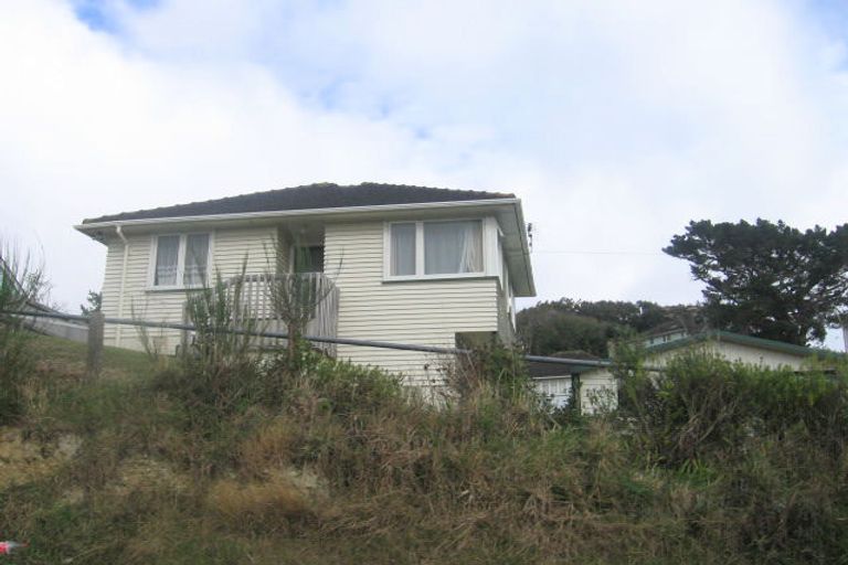 Photo of property in 18 Thompson Grove, Ranui, Porirua, 5024