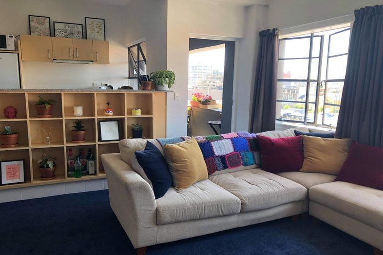 Photo of property in Anderson Apartments, 8/248 Willis Street, Te Aro, Wellington, 6011