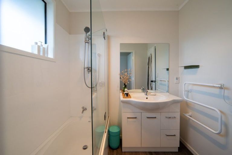 Photo of property in 45 Alison Street, Hamilton Lake, Hamilton, 3204