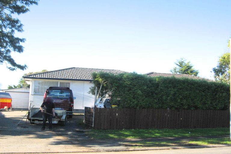 Photo of property in 43 Heybridge Street, Manurewa, Auckland, 2102