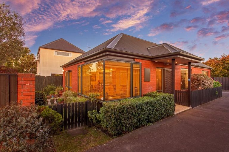 Photo of property in 1/76 Saint Albans Street, St Albans, Christchurch, 8014