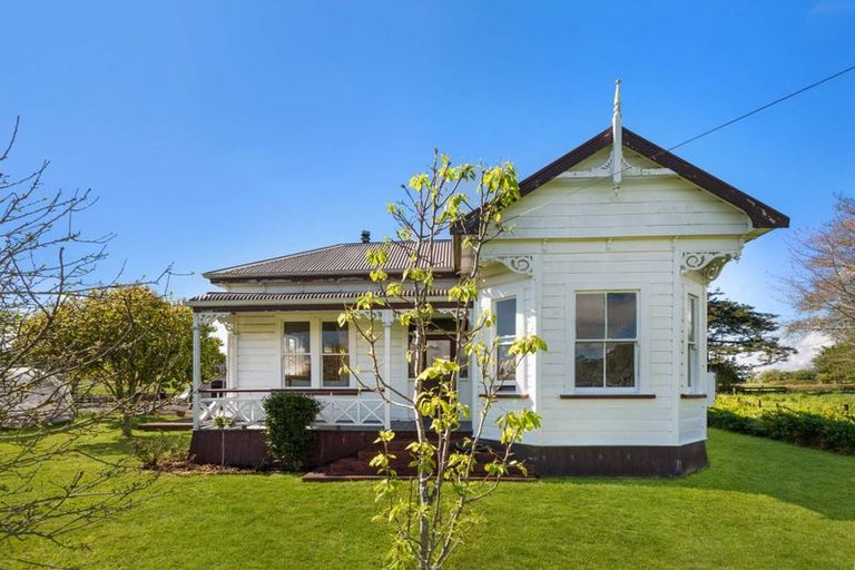 Photo of property in 21 Simmond Road, Karamu, Hamilton, 3285