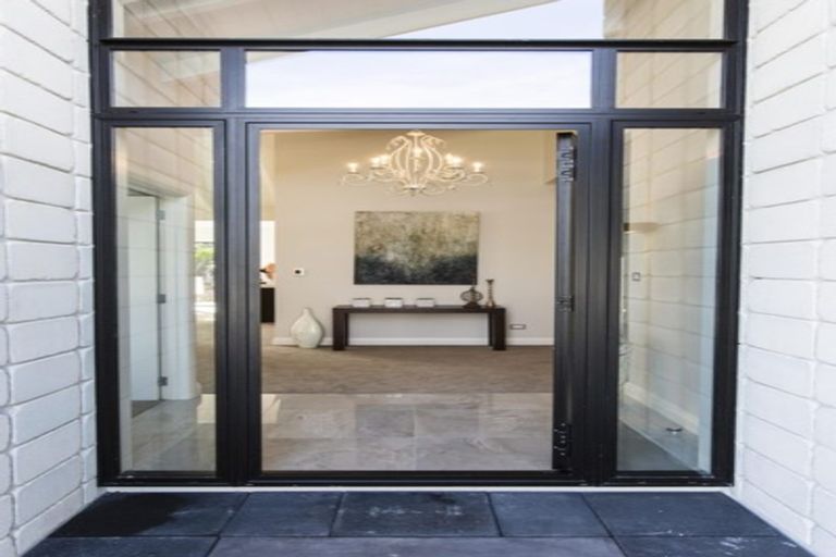 Photo of property in 42 Manuel Road, Silverdale, 0932