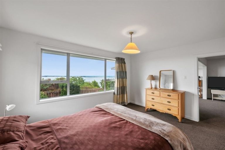 Photo of property in 65 Saint Andrews Hill Road, Mount Pleasant, Christchurch, 8081
