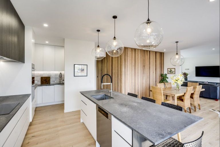 Photo of property in 72 Breadalbane Avenue, Havelock North, 4130