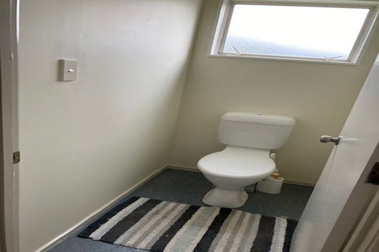 Photo of property in 2/25 Bonita Avenue, Stanmore Bay, Whangaparaoa, 0932