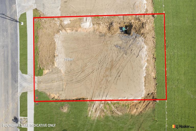 Photo of property in 6 Omahuru Road, Glenbrook, 2681