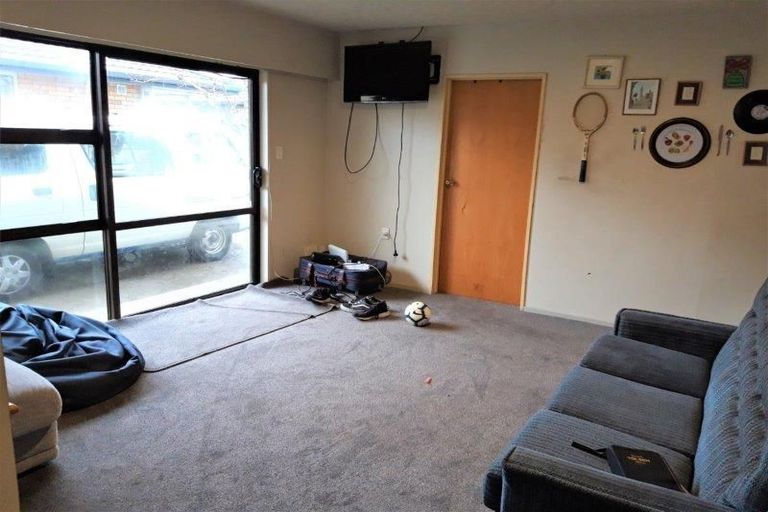 Photo of property in 69 Peverel Street, Riccarton, Christchurch, 8041