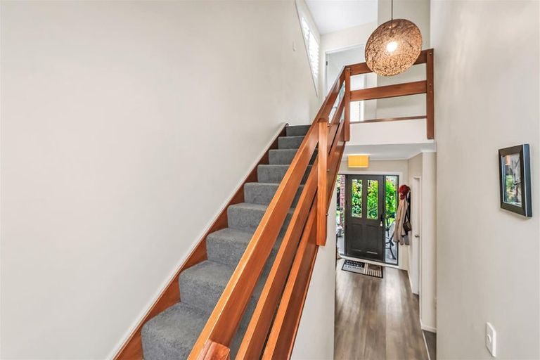 Photo of property in 34 Royleen Street, Casebrook, Christchurch, 8051