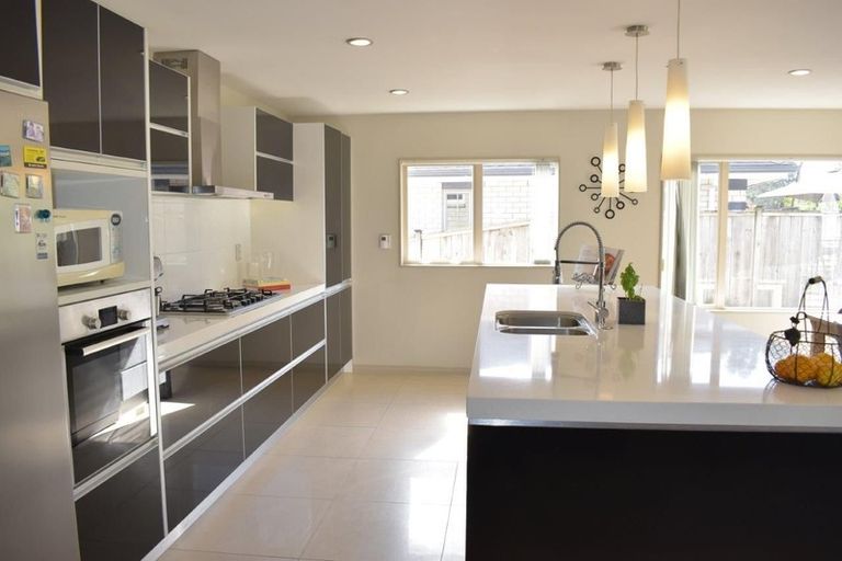 Photo of property in 85 Laurel Oak Drive, Schnapper Rock, Auckland, 0632